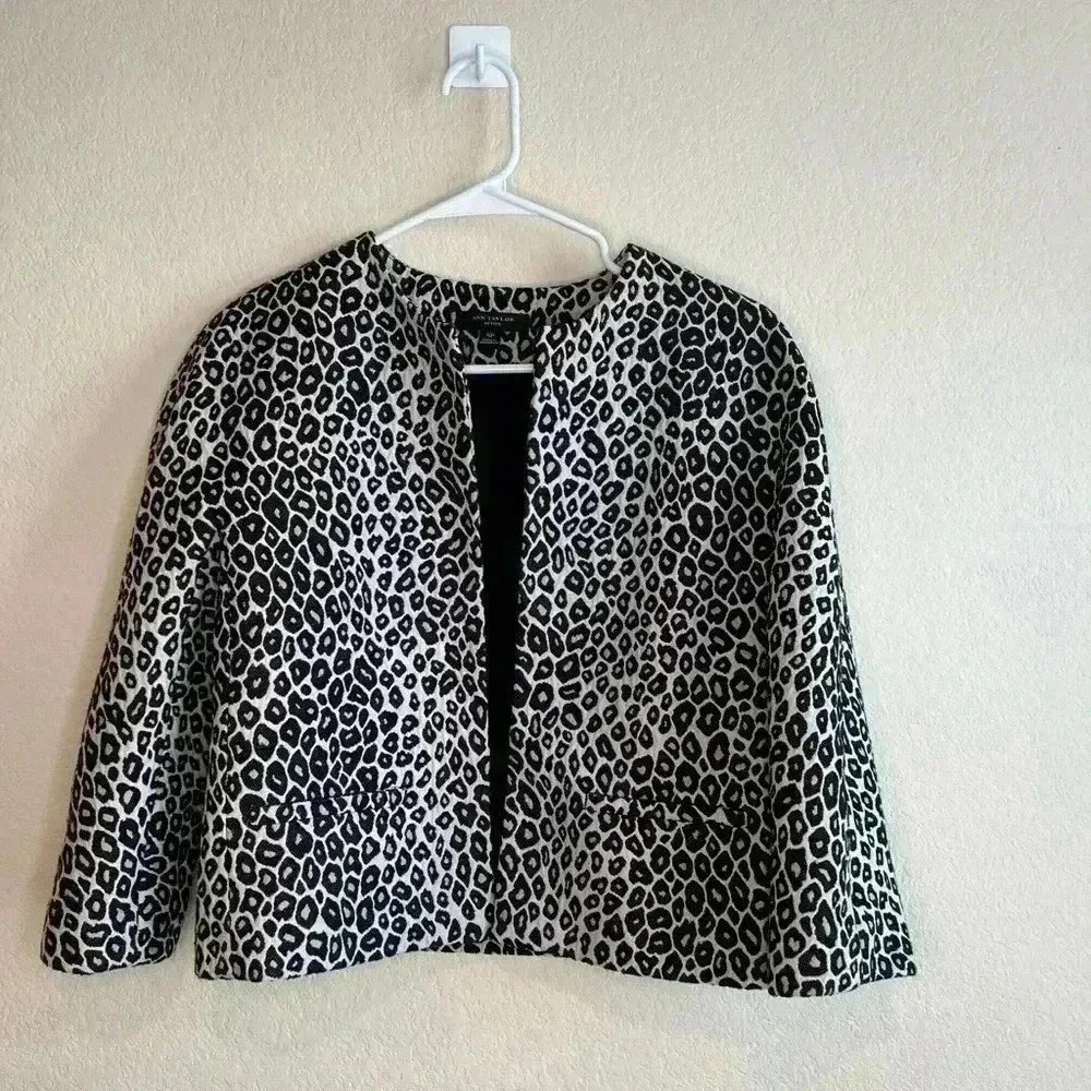 Ann Taylor animal leopard print crop blazer petite S